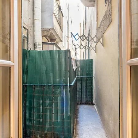 Апартаменты Guestready - Located On Centre